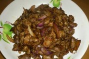 香辣孜然鸡心的制作方法（辣味十足，鲜香可口的美食佳品）
