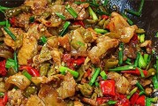酸菜炒辣椒,香辣可口