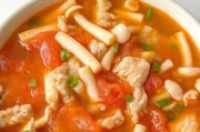 家常营养美味，白菜蘑菇汤（简单易学，营养丰富；以白菜、蘑菇为主角的健康汤品）