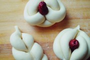 枣花馍馍的制作方法(一口咬下,回味无穷)