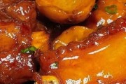 猪肉焖板栗的家常做法（美味可口，味道鲜美的猪肉焖板栗，教你如何制作）