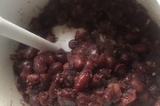 家庭制作汤圆红豆沙的详细步骤(传统美食,口感鲜美,营养丰富)