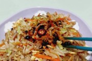 美味可口的菜花炒饼(让你爱不释口的家常美食)
