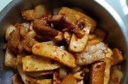 回锅肉烹调技巧大揭秘!(用香干打造美味回锅肉,)