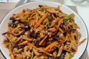 学会做一道素鱼香肉丝,享受健康美食的味道(素食也可以有鲜美的口感,用素鱼香肉丝来证明吧)