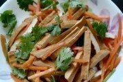 用香干拌芫荽,做一碗美味佳肴(清爽口感,简单易做,健康美味)