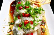 清蒸鲈笋鱼的做法（鲜嫩可口的清蒸鲈笋鱼，轻松入口的家常美食）