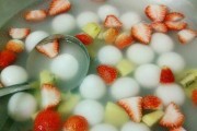 甜蜜蜜草莓汤圆的制作方法(一口咬下去,满口草莓香)