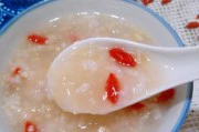 营养美味的银耳小米粥（健康美味的秋季营养餐）