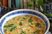 家常美食——以西红柿小白菜疙瘩汤的制作方法(营养丰富,入口清爽,)