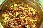 香椿馅蒸饺制作详解(传统美食新口味,营养美味不容错过)