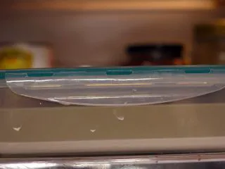 陕西小吃—凉皮,六个小时后的洗面水,可以看出层次分明。