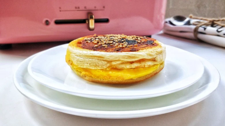 复刻街头美食~网厨第一个肉蛋堡