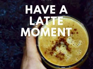 暖心红薯拿铁,免不了凹造型一番。