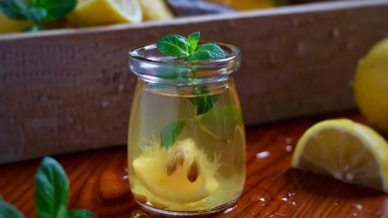 柠檬铁观音蜂蜜茶