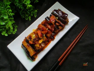 馋嘴蒜香茄条,色,香,味俱佳,配米饭吃极棒