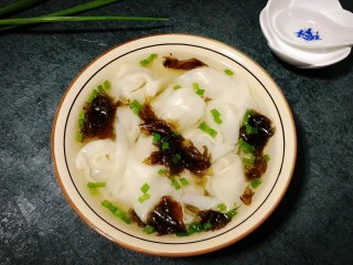 #地方特色小吃# 自制龙抄手,不吃辣的那就清汤吧!一样美味!