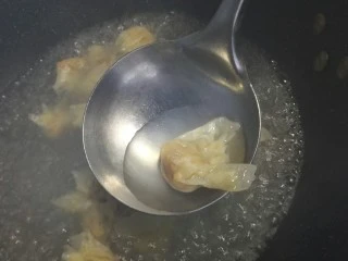 福州传统小吃——肉燕,这样就和馄饨一样,无需解冻,吃多少煮多少,当早餐,夜宵都很方便