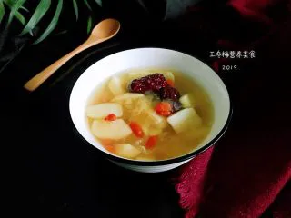 马蹄银耳红枣汤,成品。