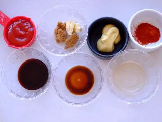 秘制异国风味鸡胸肉腌料&绝佳搭配 （减肥必备）,按照份量称取各种材料