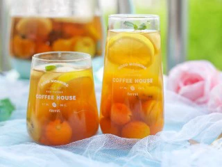 自制高颜值低卡水果茶,无敌好喝。