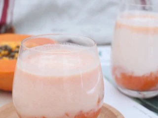 椰香木瓜鲜奶,完成，自然甜。