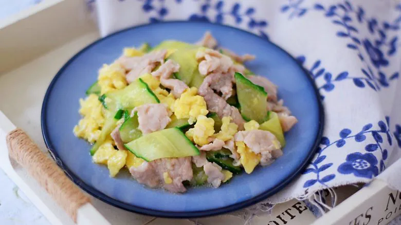 黄瓜鸡蛋炒肉片