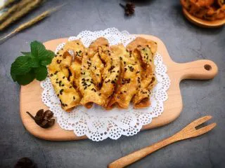 #做年货手工小吃#芝麻葱香排叉 ,来吧，吃一个，口齿留香，会回味无穷