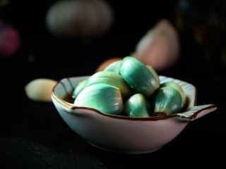 不用等到腊八就让你吃上――腊八蒜