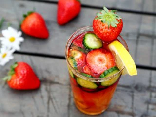 冰爽水果鸡尾酒(皮姆一号酒),好看吧!