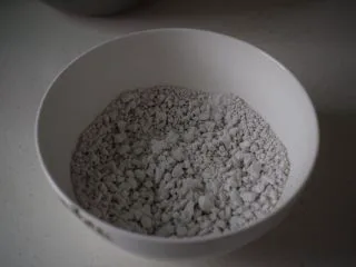 河南小吃——蒸素焖子,淀粉备用。