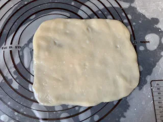 经典小吃驴打滚,擀平擀薄