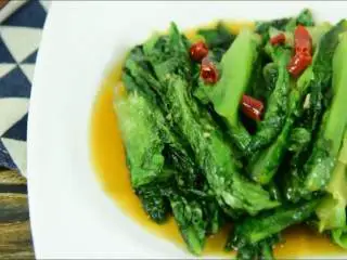 好吃易学，快手菜零难度,清炒油麦菜，做法简单，怎么吃都不腻！