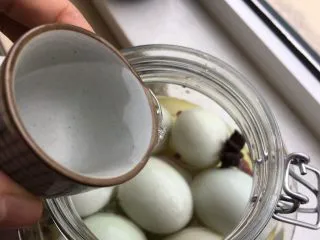 100%零失败 出油起沙咸鸭蛋,加上一小盅白酒