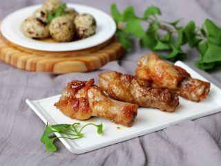 新奥尔良烤鸡根翅(砂锅版)