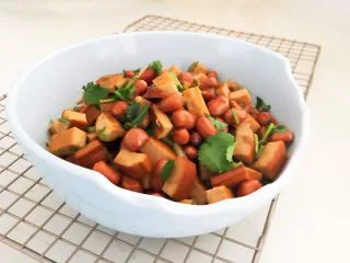 开胃小菜 老醋花生,老醋花生调好了