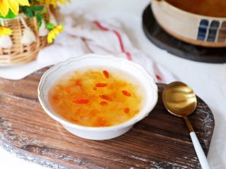 桃胶皂角米雪燕羹,图二