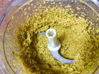 泰式青咖喱酱·东南亚风味,接着,加入香茅、南姜