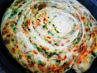 山西太原特色小吃，羊肉手抓饼,两面上色均匀即可。