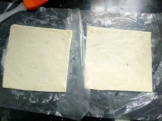 法式甜点~香蕉派,切成正方形