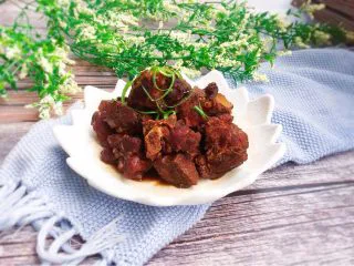 家常菜+酱骨肉,成品图