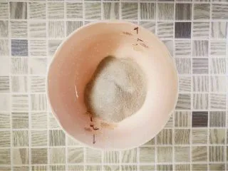 酒酿烧仙草水果杯,准备仙草粉