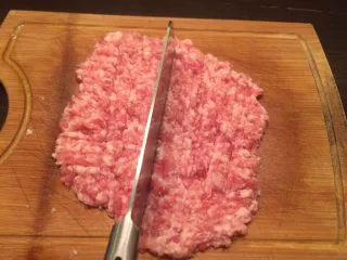 乡味~重庆小吃红油抄手,剁成肉馅,自己剁肉馅非常干净卫生。