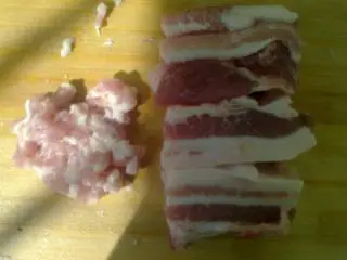 广西桂林恭城特色小吃-柚子叶粑,五花肉