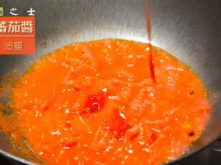 能吃下一盆米饭的------茄汁龙利鱼,根据自己的口味，加入少许番茄酱~ 如果你买的番茄够好，味道够浓，也可以不放哟~