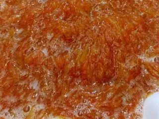 柚子茶/果酱,搅拌均匀