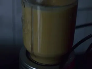 暖心红薯拿铁,料理机打一分钟。