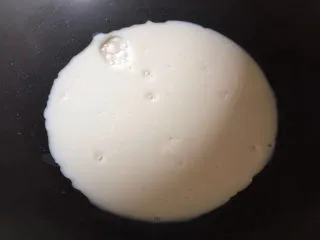 草莓布丁+芒果布丁,两牛奶到锅里