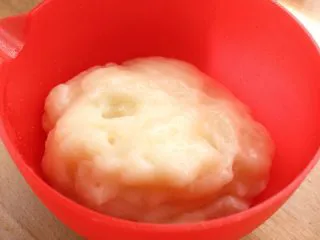 闽台风味茶点心豆沙糯米糍,6．如此反复多次到面糊完全熟透，我总共用了7分。