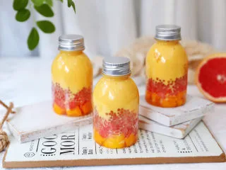 可以吸着喝的杨枝甘露,成品图